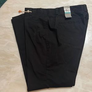 New, with tags, Women’s Dockets.